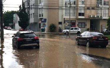 Defesa Civil alerta para temporais localizados