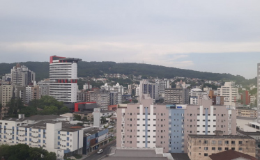 Calorão deve diminuir a partir de quarta-feira com possibilidade de temporais