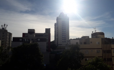O primeiro sol do verão recém chegado