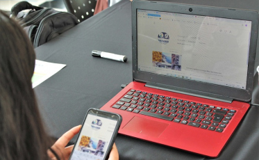 Do quadro negro ao computador: o desafio dos professores na pandemia 