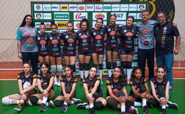 Vôlei de Forquilhinha conquista vaga na final do Estadual e se consagra vice-campeão da Liga