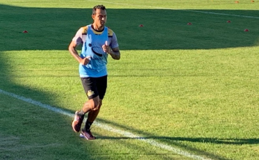 Vinícius na busca do primeiro gol pelo Tigre