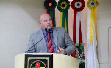 Vereador alerta para a bola de neve do HMISC