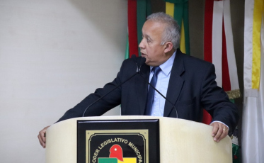 Vereador Toninho dispara contra o Governo Salvaro