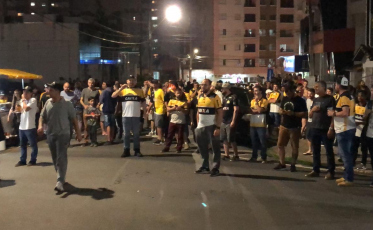 Mais um pós jogo de protesto no Majestoso