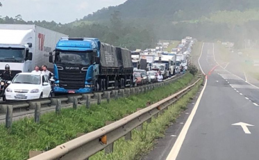 Depois de quase 12 horas, BR-101 é reaberta em Maracajá