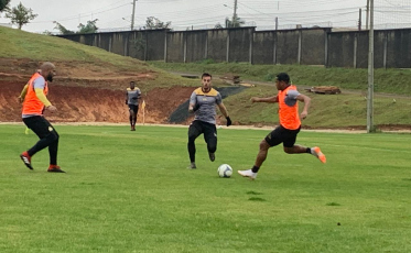 Kleina testa o Tigre com Mangabeira e Daniel