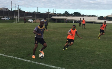 O primeiro time de Kleina antes da Série B