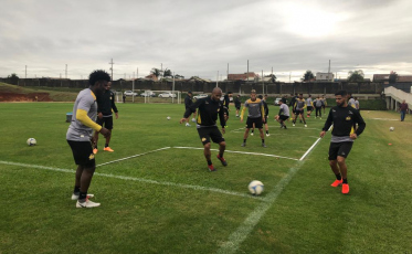 De novo, a aposta no campo reduzido no Tigre