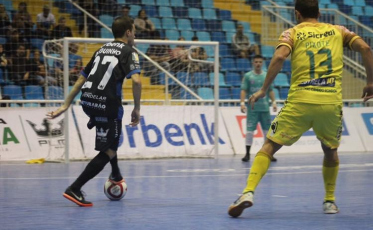 Em casa, Tubarão Futsal deixa escapar vice-liderança