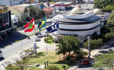 Tubarão muda regras de combate à pandemia