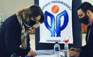 Tusa Larroyd abre mão da candidatura à prefeitura de Siderópolis 