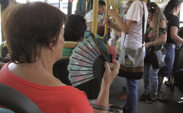 O calor que se passa nos ônibus