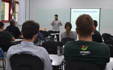 Eficiência Energética é assunto para os colaboradores da Unesc