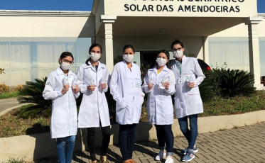 Estudantes de Enfermagem da Unesc orientam idosos da região contra coronavírus
