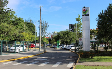 Turmas para curso de idiomas estão com matrículas abertas na Unesc