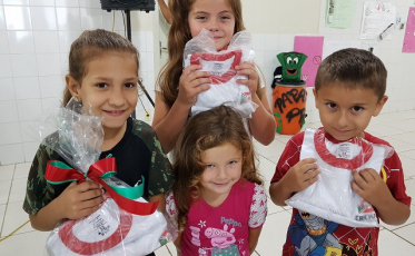 Prefeitura assegura uniformes para estudantes em 2020