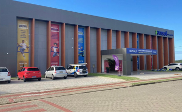 Universidade mais antiga de Araranguá de casa nova 