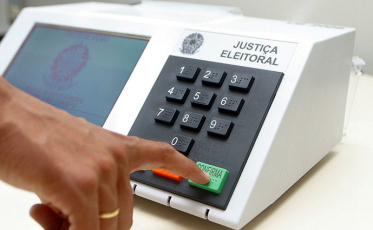 Décio Lima na frente na preferência do eleitor de Criciúma ao Governo