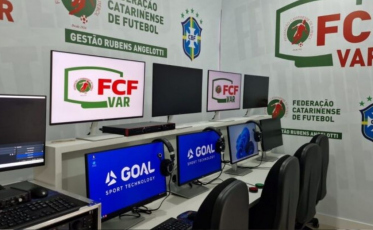 Catarinense 2026: VAR muda decisão na abertura e marca primeira rodada