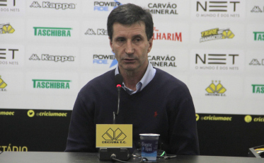 Com Cavalo, Vanderlei também reforça o Tigre
