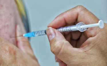Pessoas acima de 37 anos começam a ser vacinadas sexta-feira em Nova Veneza