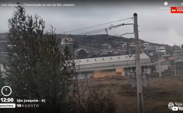 O jeito de ver a neve sem subir a Serra (VÍDEO)