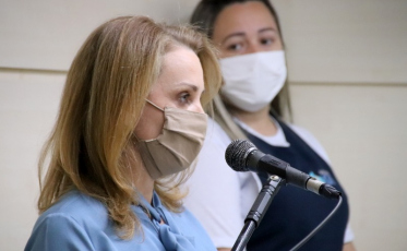 Escândalo de venda de diplomas de 2013 resulta em corte de salários