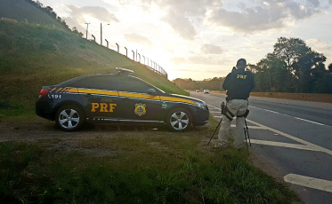 PRF multa mais de 3 mil veículos no fim de semana