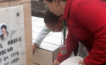 Finados reascende preocupação com limpeza nos cemitérios