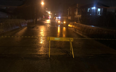 O desafio de transitar na chuva (VÍDEO)