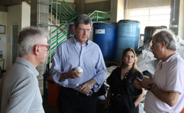 Ex-ministro Joaquim Levy conhece a Satc