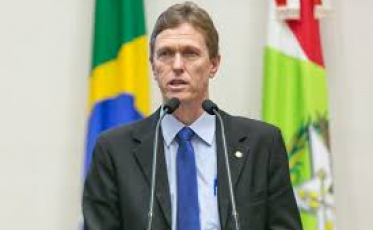 Deputado vai ao MPF contra pedágios na BR-101