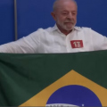 Ao votar em São Bernardo do Campo, Lula destaca trajetória 