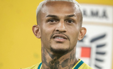 Sonho interrompido: ex-Tubarão é cortado da Copa às vésperas da estreia