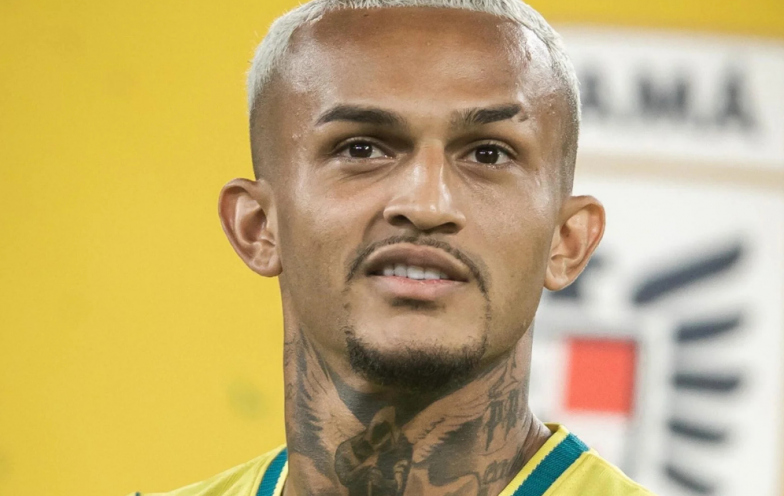Sonho interrompido: ex-Tubarão é cortado da Copa às vésperas da estreia