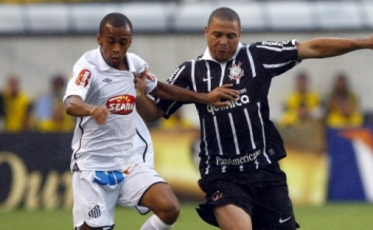 Criciúma encaminha contratações de Wesley e Vinicius