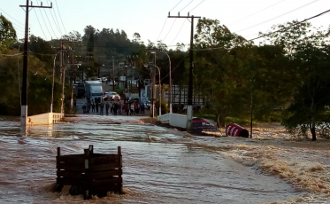 Uma manhã para contabilizar estragos (VÍDEOS)