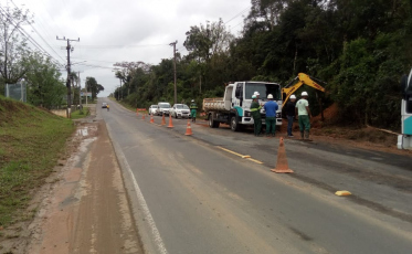 Consertada adutora que leva água a Içara