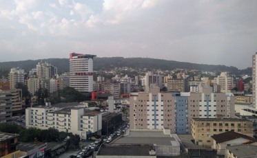 Depois do calorão vem a chuvarada
