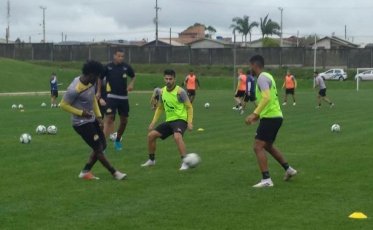 Tigre em silêncio nesta segunda-feira