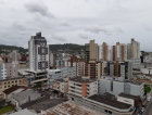 Céu volta a fechar em Criciúma, mas sem riscos de vendaval