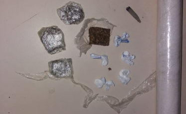 Menor é apreendido por posse e tráfico de drogas no entorno da Unesc