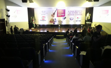 Tudo pronto para o festival Uma Canção para Criciúma