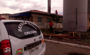 No auge do temporal, mais de 5,5 mil casas ficaram sem luz em Criciúma