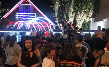 Casa do Papai Noel do Rincão atrai pessoas de todo o Brasil