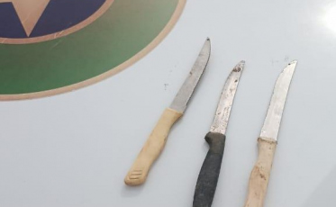 Homem abre dez bueiros na Centenário para furtar fios e é preso