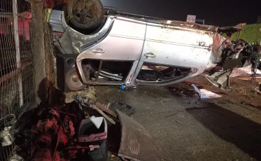 Carro capota em Sombrio e duas mulheres ficam feridas 