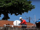 Famílias de baixa renda podem substituir parabólicas tradicionais por digitais sem custos