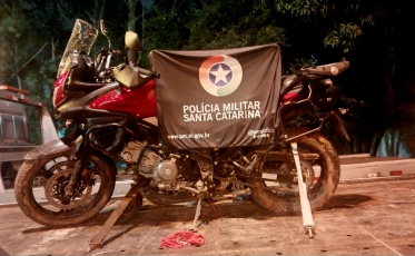 PM recupera três motos e prende quatro homens por furto 